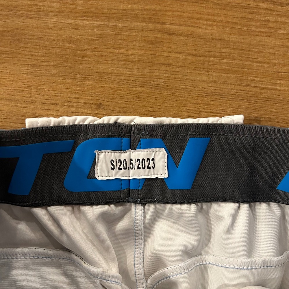 Easton Women Softball Baseball Pants Light Blue White Small 20.5/2023 - Picture 3 of 7